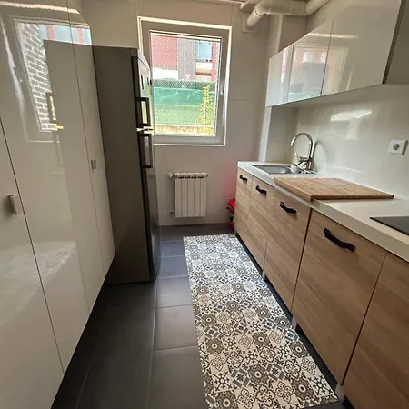 Urb. Candelas * San Vicente De La Barquera