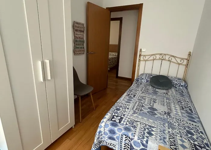 Urb. Candelas * 圣维森特-德拉巴尔克拉