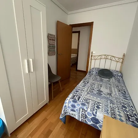 Urb. Candelas * San Vicente De La Barquera